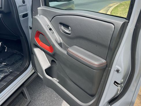 New 2026 Nissan Frontier Pro-X w/ Pro-X Convenience Package image 14