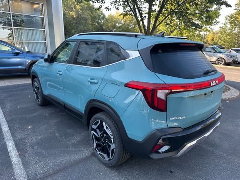 New 2026 Kia Seltos SX w/ SX Sunroof Package image 7