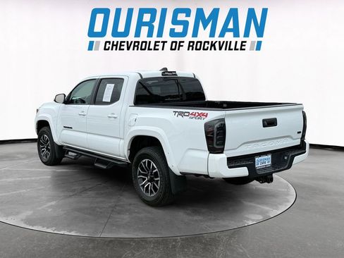 Used 2023 Toyota Tacoma TRD Sport AWD/4WD image 4