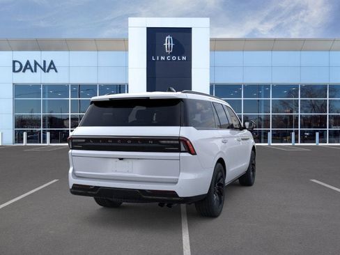 New 2025 Lincoln Navigator Reserve w/ Jet Appearance Package image 8