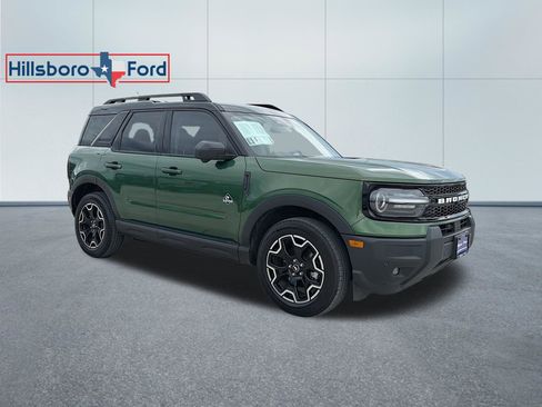 Used 2025 Ford Bronco Sport Outer Banks w/ Outer Banks Tech Package+ AWD/4WD image 4