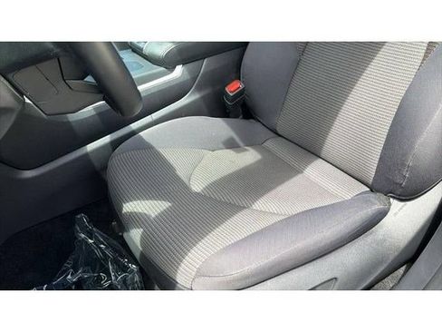 Certified 2025 Toyota Highlander LE FWD image 19