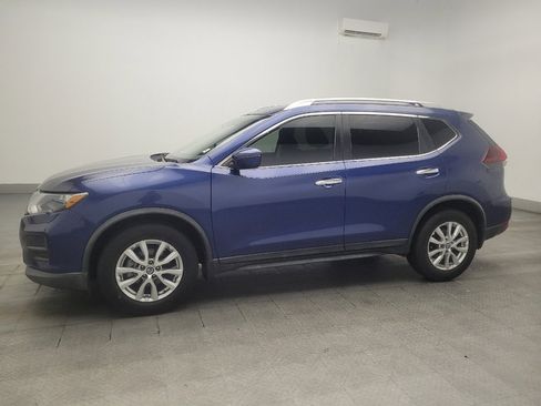 Used 2019 Nissan Rogue S w/ Special Edition Package FWD image 2