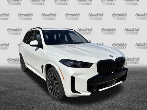 Used 2026 BMW X5 xDrive40i w/ M Sport Package AWD/4WD image 2