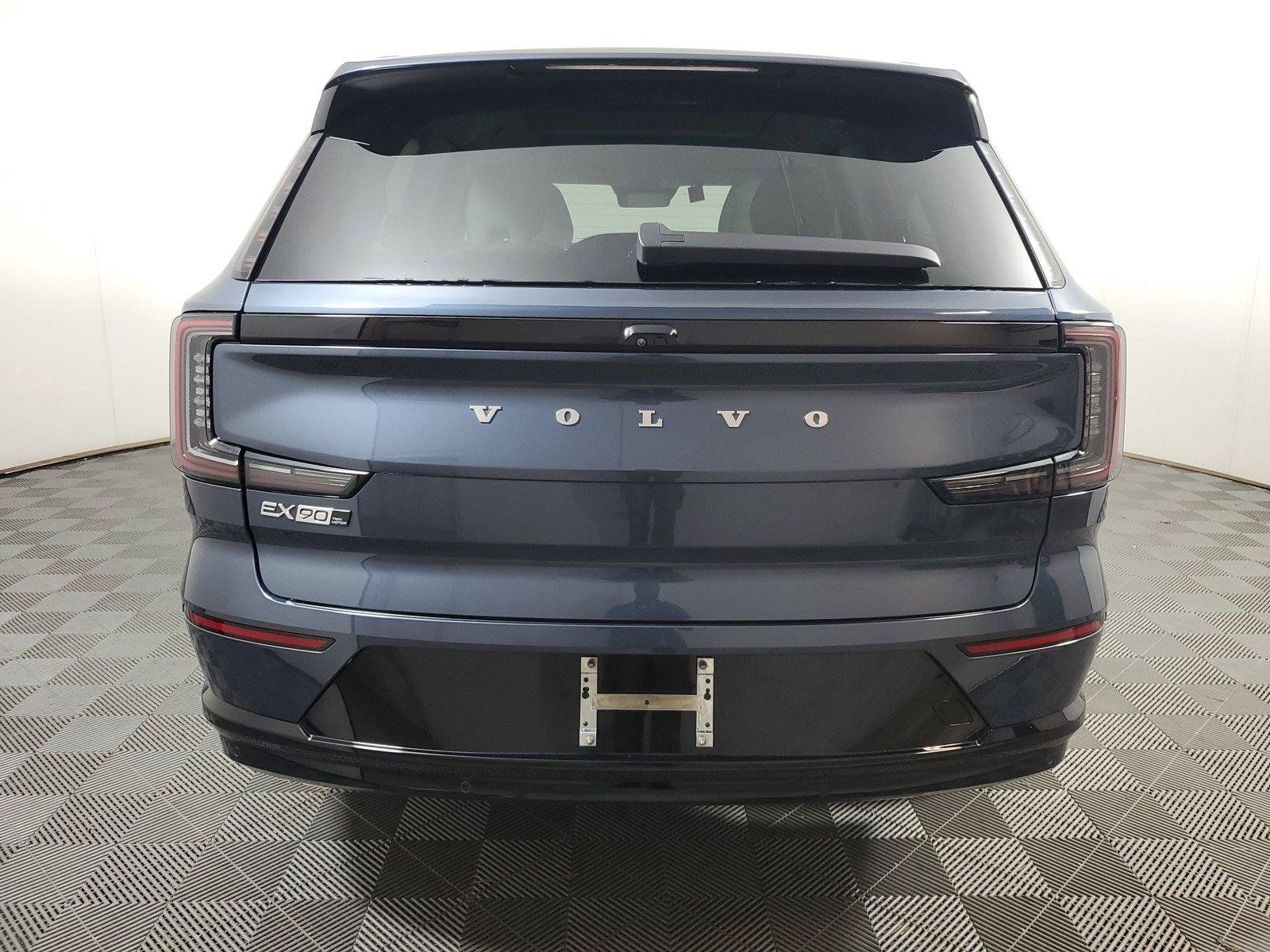 Used 2025 Volvo EX90 Plus AWD/4WD image 5