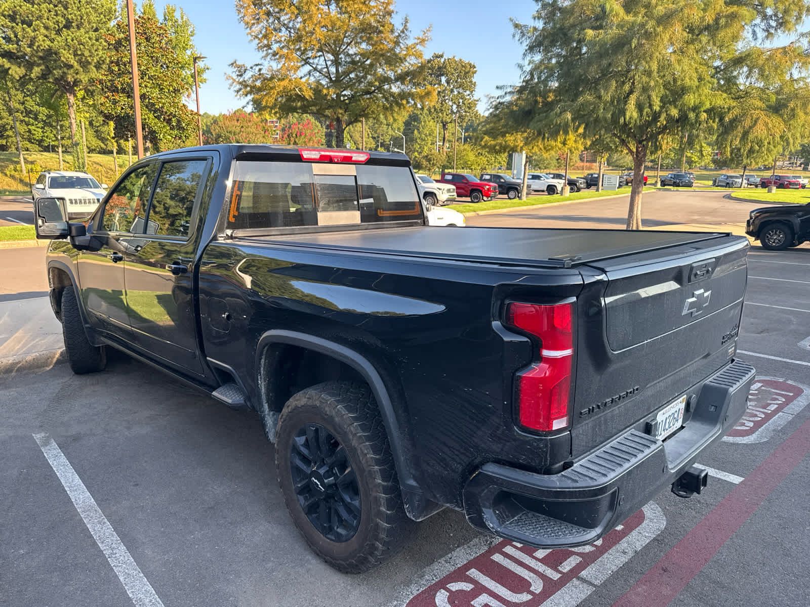 Used 2025 Chevrolet Silverado 2500 High Country w/ High Country Premium Package AWD/4WD image 3