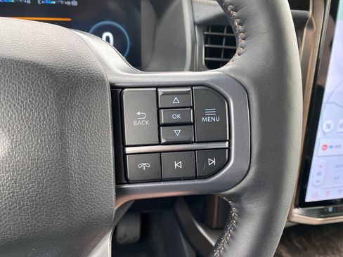 Used 2023 Ford F150 Lightning Lariat AWD/4WD image 42