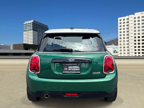 Used 2021 MINI Cooper 2-Door Hardtop FWD image 4