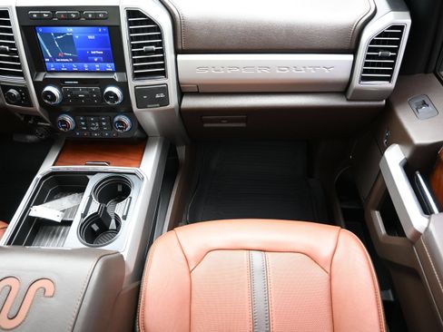 Used 2020 Ford F250 King Ranch w/ King Ranch Ultimate Package AWD/4WD image 42