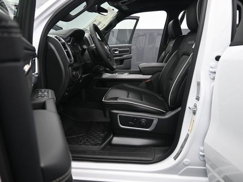 New 2026 RAM 1500 Laramie w/ Night Edition AWD/4WD image 10
