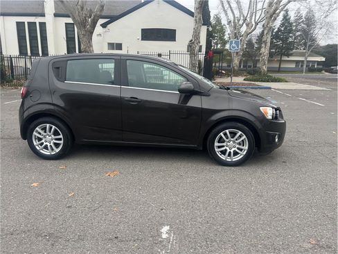 Used 2013 Chevrolet Sonic LT w/ Wheels and Fog Lamp Package image 4