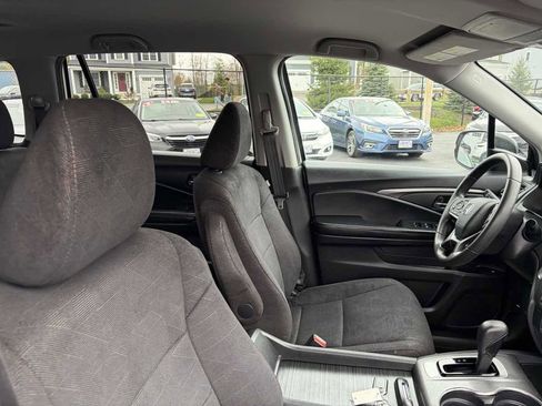 Used 2019 Honda Pilot LX image 30