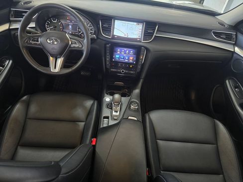 Used 2019 INFINITI QX50 Luxe w/ Navigation Package AWD/4WD image 9