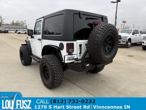 Used 2018 Jeep Wrangler Sport image 6