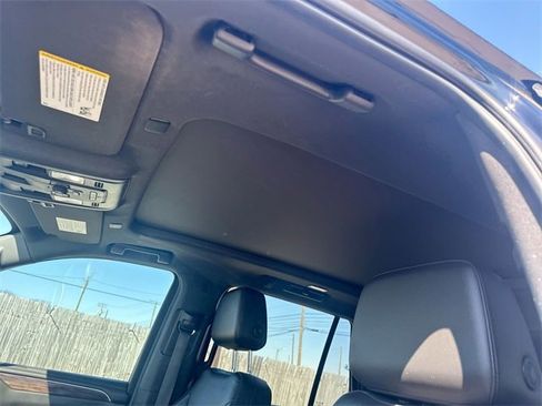 Used 2021 Chevrolet Tahoe Z71 w/ Z71 Signature Package image 20