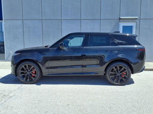 New 2026 Land Rover Range Rover Sport Dynamic SE AWD/4WD image 3