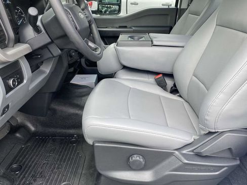 New 2025 Ford F600 2WD Regular Cab Super Duty w/ XL Chrome Package image 8