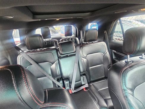 Used 2016 Ford Explorer Sport w/ Equipment Group 401A AWD/4WD image 9