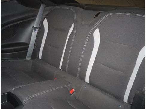 Used 2021 Chevrolet Camaro LT w/ Technology Package RWD image 14