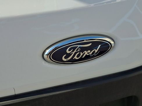 Used 2025 Ford Transit 250 Low Roof w/ Exterior Upgrade Package RWD image 28