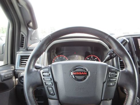 Used 2021 Nissan Titan PRO-4X w/ Pro-4x Convenience Package AWD/4WD image 36