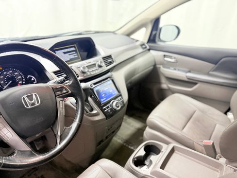 Used 2016 Honda Odyssey Touring Elite image 20