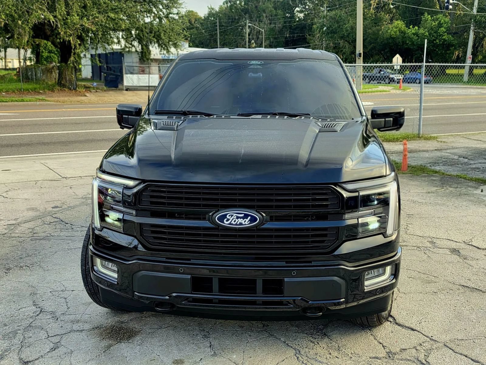 Used 2026 Ford F150 Platinum w/ Equipment Group 701A Standard AWD/4WD image 4