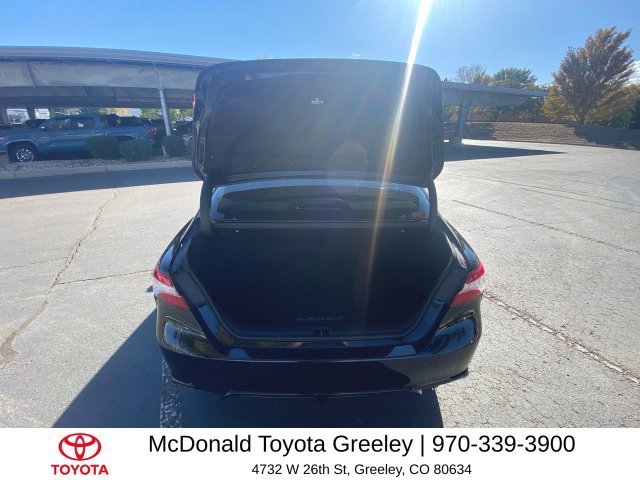 Used 2020 Toyota Camry SE FWD image 23