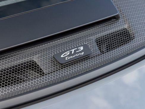 Certified 2025 Porsche 911 GT3 RWD image 23