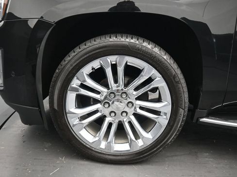 Used 2020 Cadillac Escalade Luxury w/ LPO, Radiant Package AWD/4WD image 65
