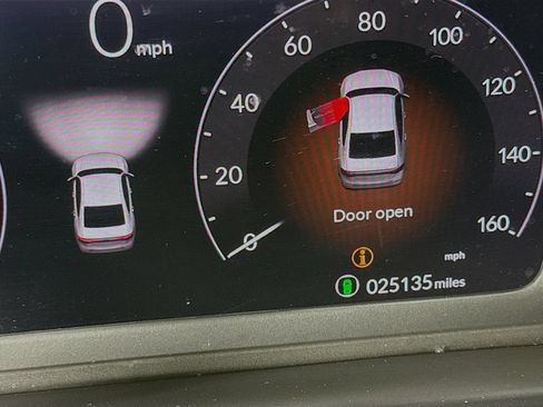 Certified 2023 Honda Accord EX image 10