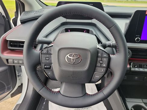 New 2026 Toyota Prius Plug-In Hybrid FWD image 22