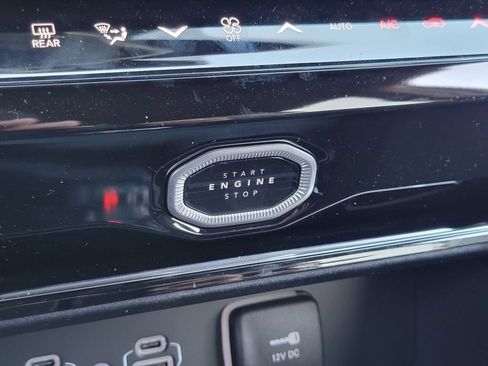 New 2026 Jeep Grand Cherokee Altitude RWD image 11