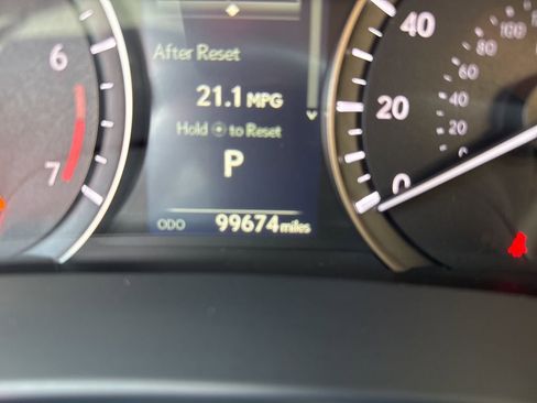 Used 2022 Lexus RX 350L Premium w/ Premium Package AWD/4WD image 7