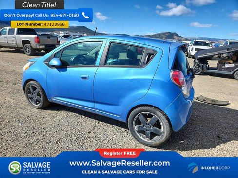 Used 2014 Chevrolet Spark LT image 3