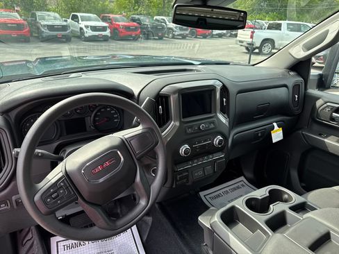 New 2026 GMC Sierra 3500 Pro AWD/4WD image 12