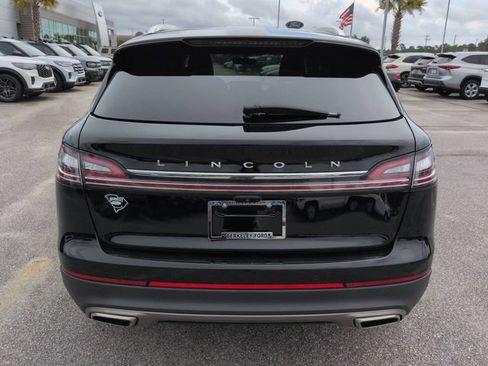 Used 2023 Lincoln Nautilus Reserve w/ Monochromatic Package FWD image 5