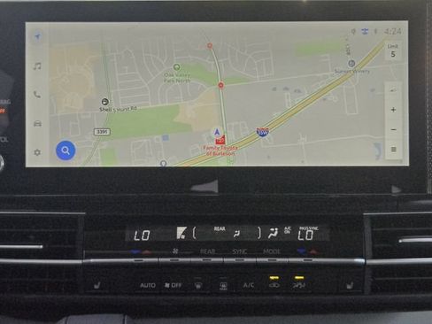 Used 2026 Toyota Sienna XLE FWD image 16