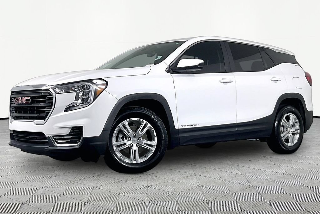 Certified 2023 GMC Terrain SLE FWD image 1