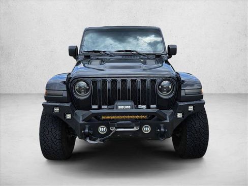 Used 2022 Jeep Wrangler Unlimited Rubicon w/ Cold Weather Group AWD/4WD image 2