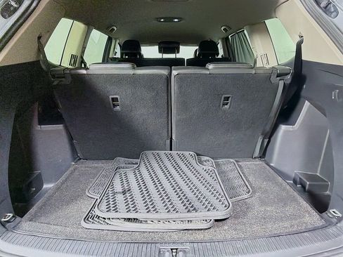 Used 2022 Volkswagen Atlas SE w/ Black Wheel Package image 26