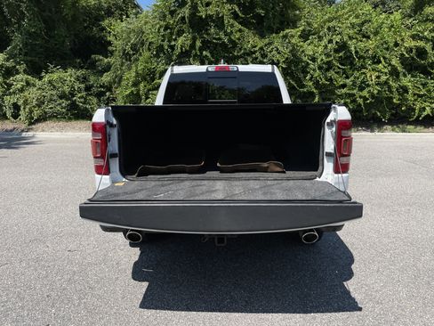 Used 2020 RAM 1500 Laramie AWD/4WD image 30