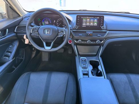 Used 2021 Honda Accord EX image 4