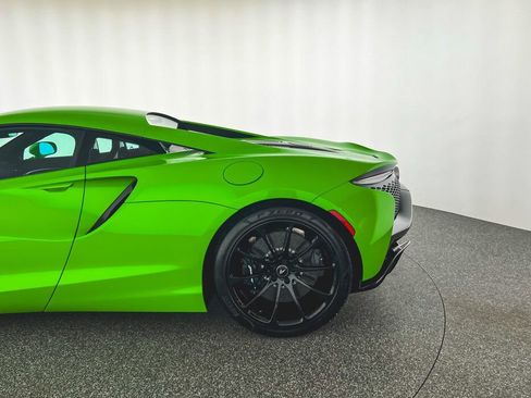 New 2025 McLaren Artura image 46