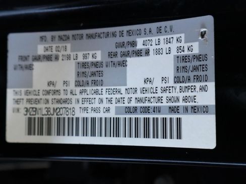 Used 2018 MAZDA MAZDA3 Touring w/ Appearance Package image 42