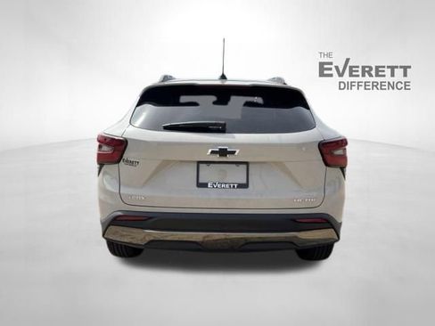 New 2026 Chevrolet Trax ACTIV w/ Driver Confidence Package FWD image 6