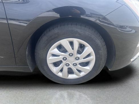 Used 2019 Hyundai Elantra SE w/ Cargo Package image 23