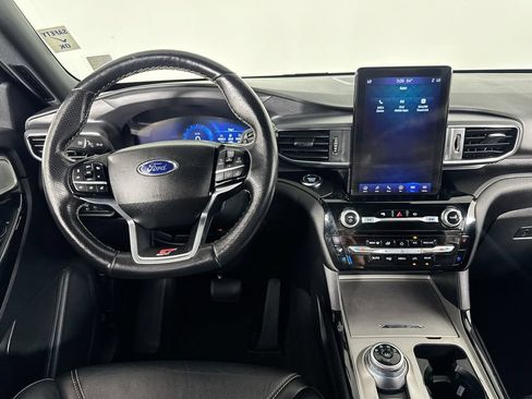Used 2022 Ford Explorer ST w/ ST Street Pack AWD/4WD image 13