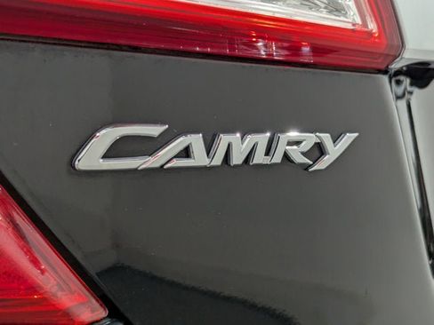 Used 2012 Toyota Camry XLE image 55