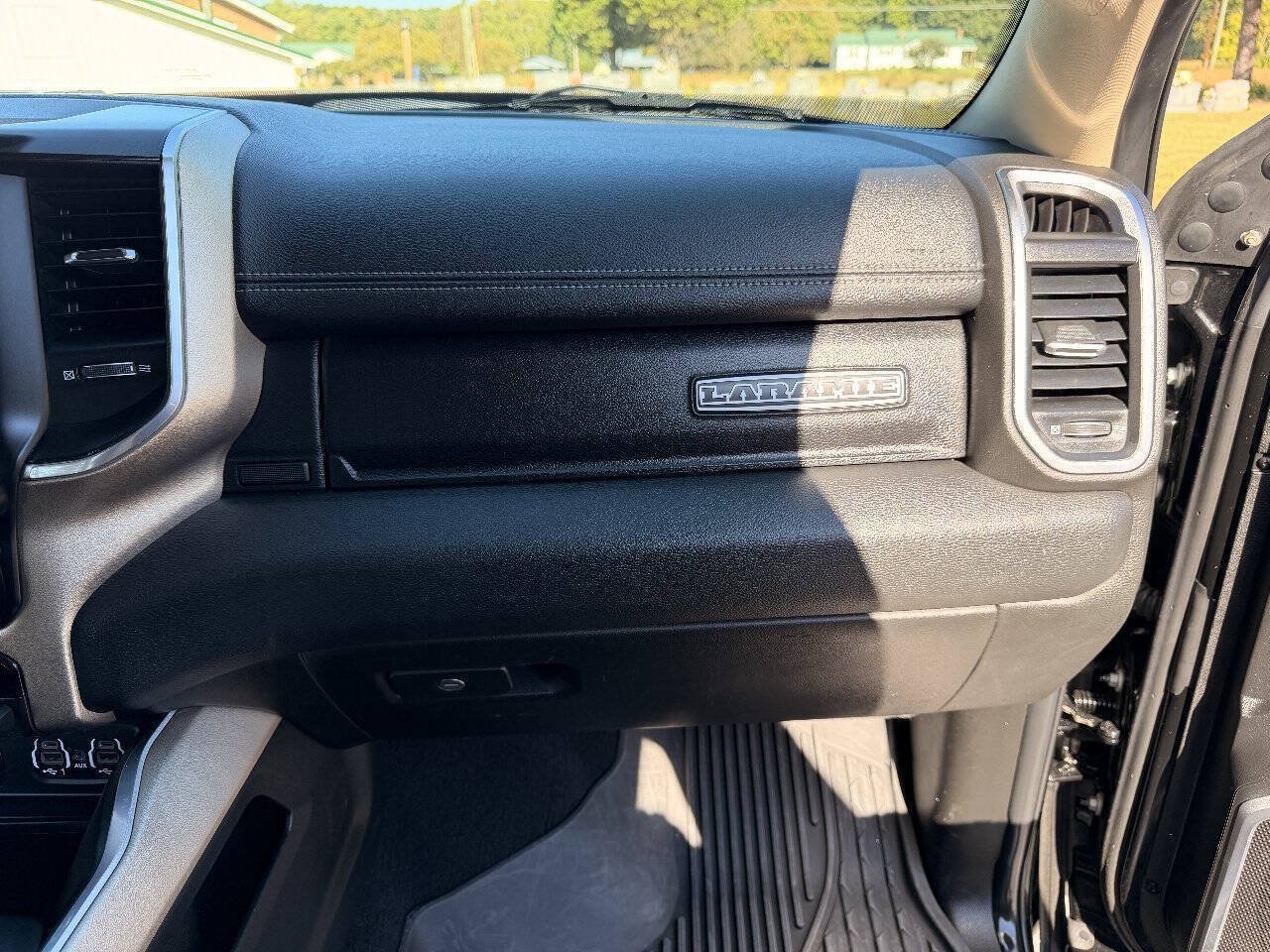 Used 2019 RAM 2500 Laramie AWD/4WD image 35